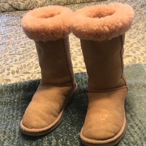 Pink used ugg boots 8w